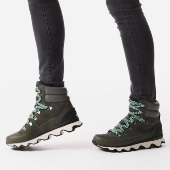 NIB Sorel Kinetic Conquest sneaker hiking boots in Alpine Tundra, 7.5 - Picture 1 of 11